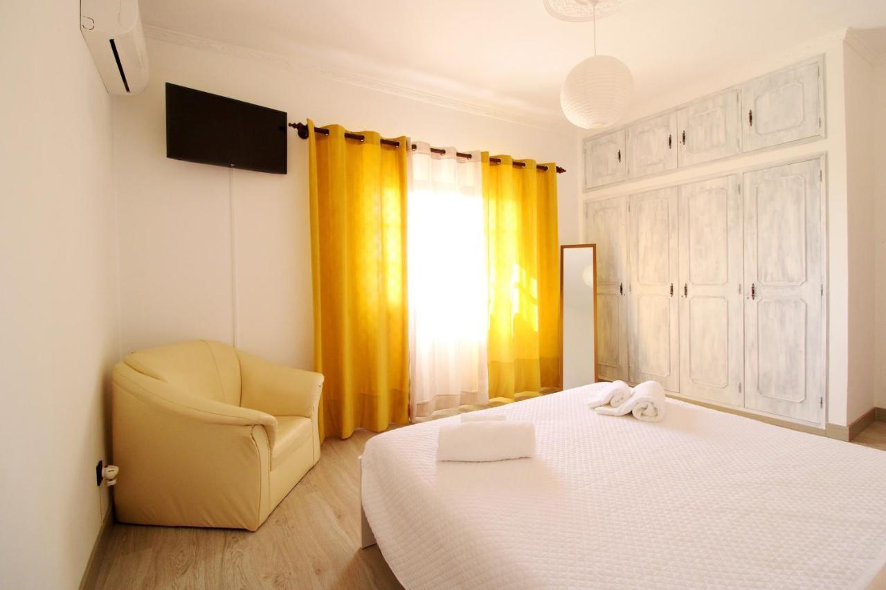 White Bride Fz Guest House Fuzeta Bagian luar foto