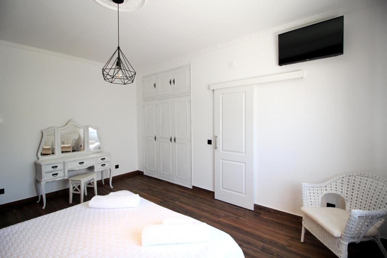 White Bride Fz Guest House Fuzeta Bagian luar foto