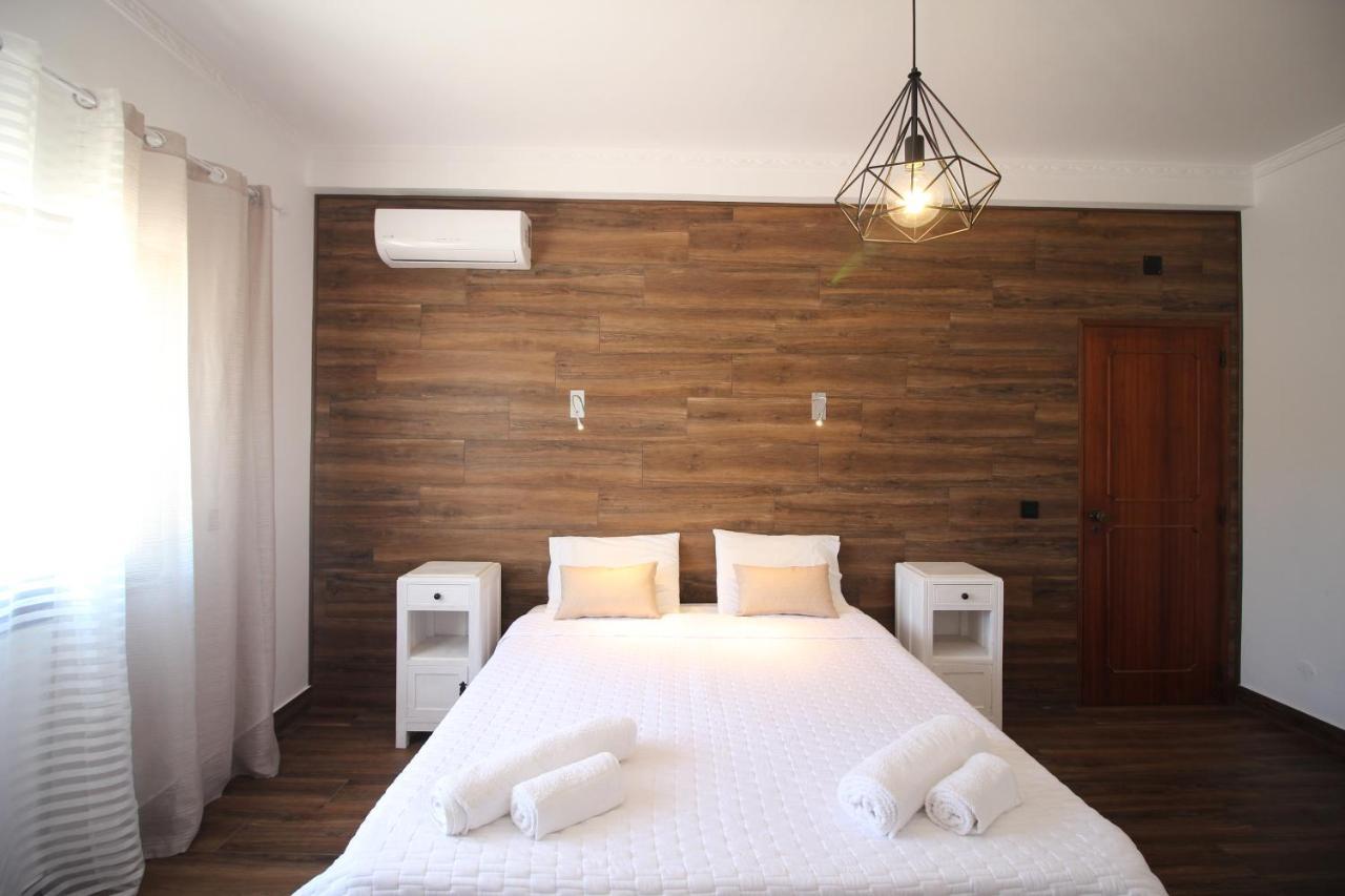 White Bride Fz Guest House Fuzeta Bagian luar foto